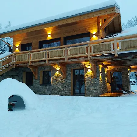 Leonie Chalet